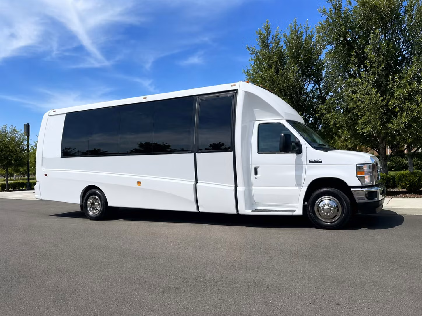 milpitas 15 passenger minibus rental