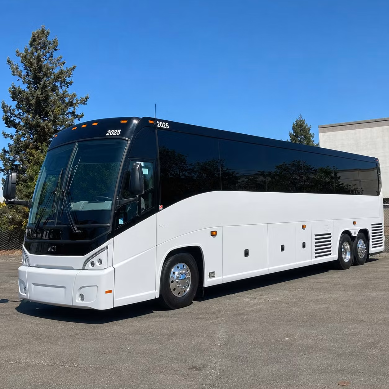 multi day and overnight bus rentals out of milpitas are easy to book through charterbusrentalmilpitasca com